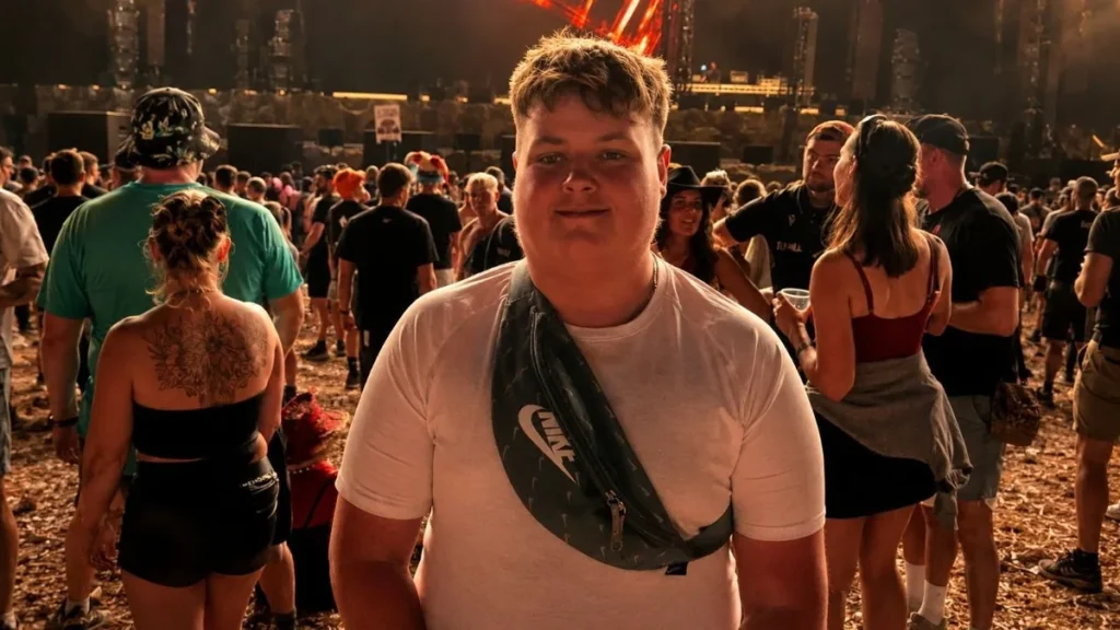 Hombre autista fue solo a su primer festival y un grupo de desconocidos cambió su vida: ahora será DJ en Boomtown